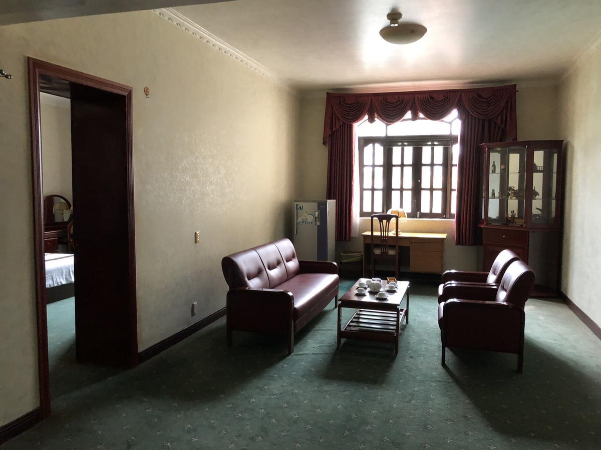 Ngoc Thu Hotel Soc Trang Exterior photo